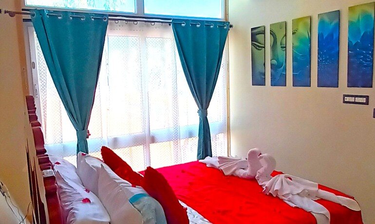 Pandora suite (Family Executive )