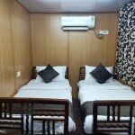 Container Suite (Triple Beds)